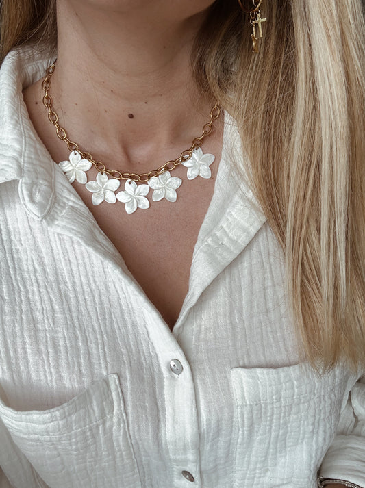 Collier Fleurs nacrées